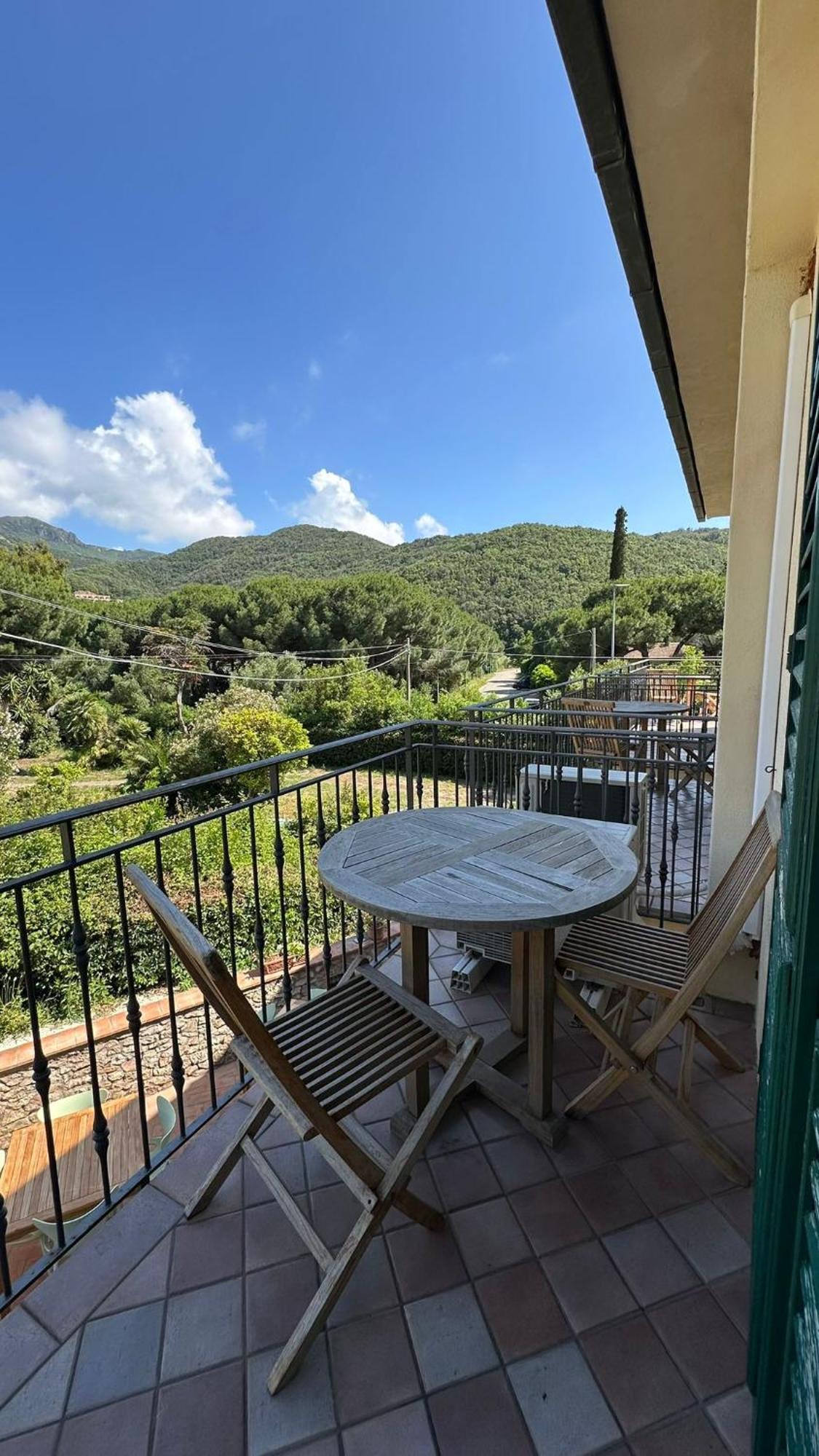 Elbitat Homes Bagnaia  外观 照片